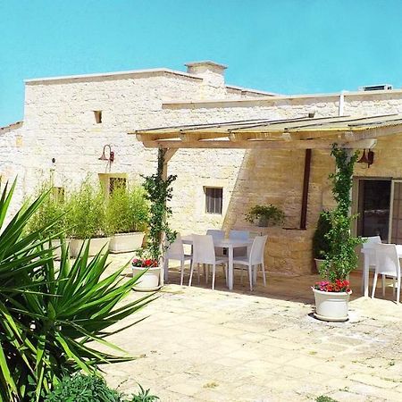 アルベロベッロ Trulli Sciummo Relais Bed & Breakfast エクステリア 写真