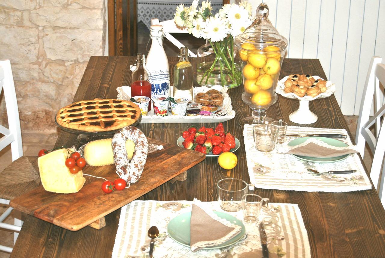 アルベロベッロ Trulli Sciummo Relais Bed & Breakfast エクステリア 写真