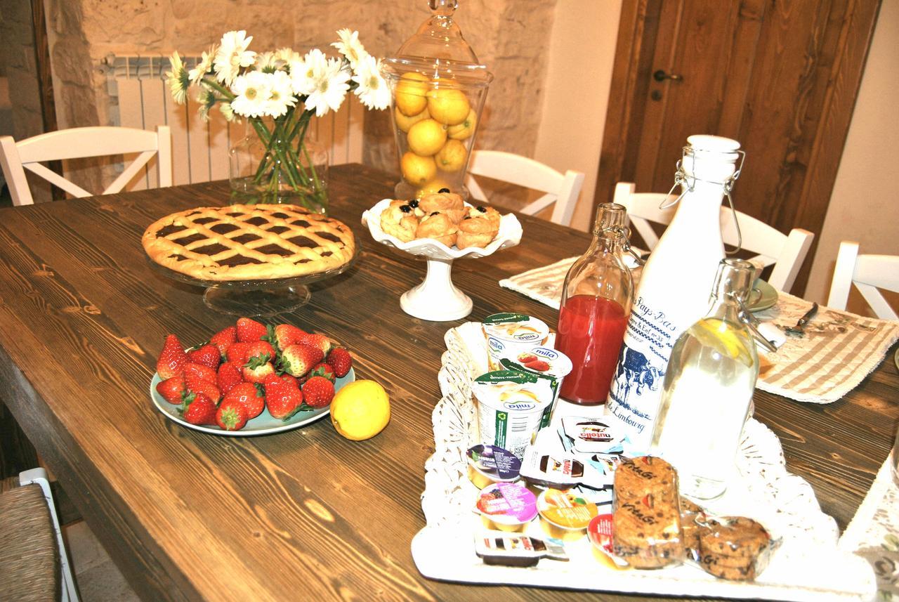 アルベロベッロ Trulli Sciummo Relais Bed & Breakfast エクステリア 写真
