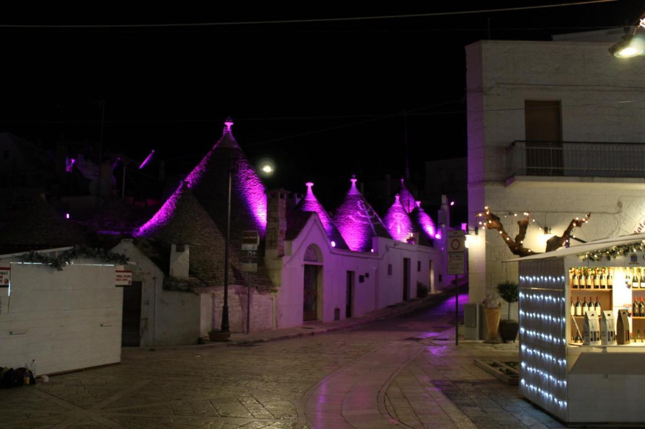 アルベロベッロ Trulli Sciummo Relais Bed & Breakfast エクステリア 写真