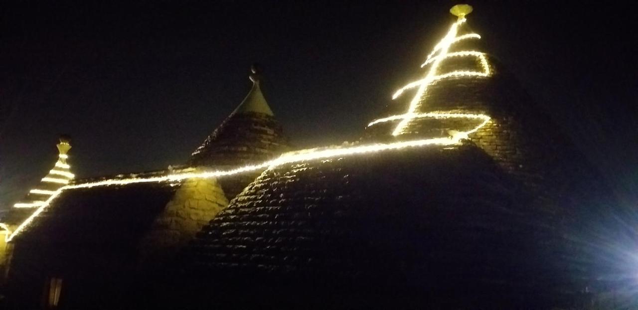 アルベロベッロ Trulli Sciummo Relais Bed & Breakfast エクステリア 写真